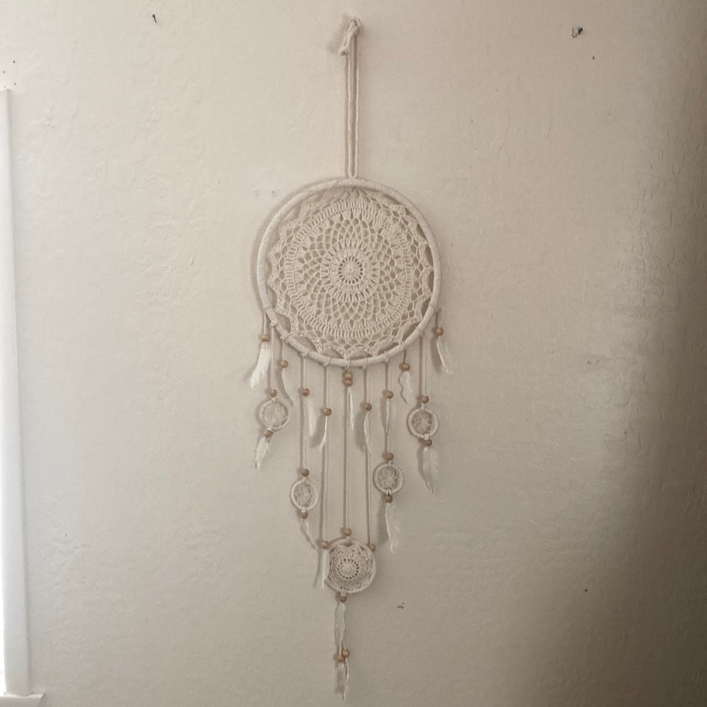 Elegant Cream Wall Tapestry Dreamcatcher